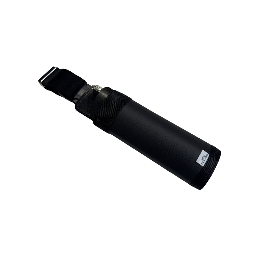 Clé à emboîtement Takaki - One slot, outil métallique noir pour verrouillage sécurisé, vue de face.