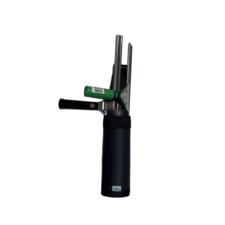 Clé USB Takaki One Slot noire avec connecteur USB visible sur fond blanc.