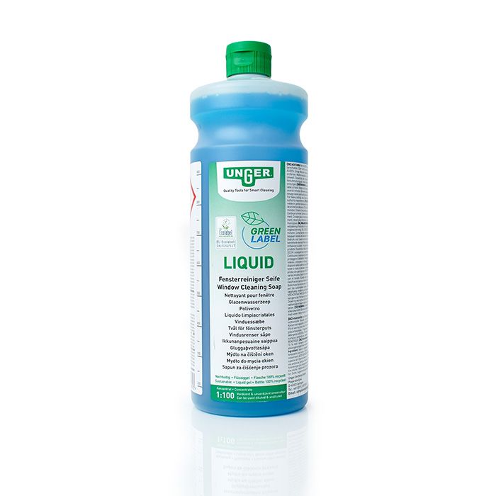 Kit de nettoyage de vitres GreenLabel de la marque UNGER, comprenant un manche et des accessoires pour un nettoyage efficace.