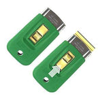 Grattoir Ergotec Unger 4 cm pour nettoyage efficace, avec manche ergonomique, utilisé pour déloger la saleté et la glace.