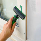 Lames en plastique UNGER pour grattoir, largeur 10 cm, adaptées pour enlever la glace ou la neige sur surfaces variées.