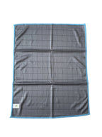 Serviette en microfibre ultra premium ORCA X en carbone 60x80cm, idéale pour le nettoyage de voiture.